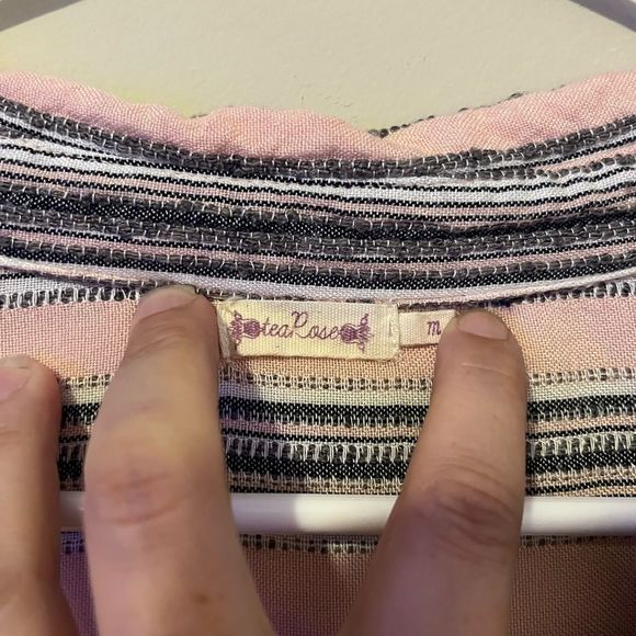 Tea Rose Top - Picture 3 of 3